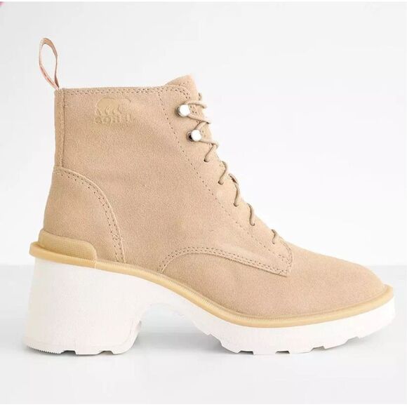 Sorel Hi-Line Chelsea Leather Boot in ceramic chalk size 8.5 - Picture 1 of 9